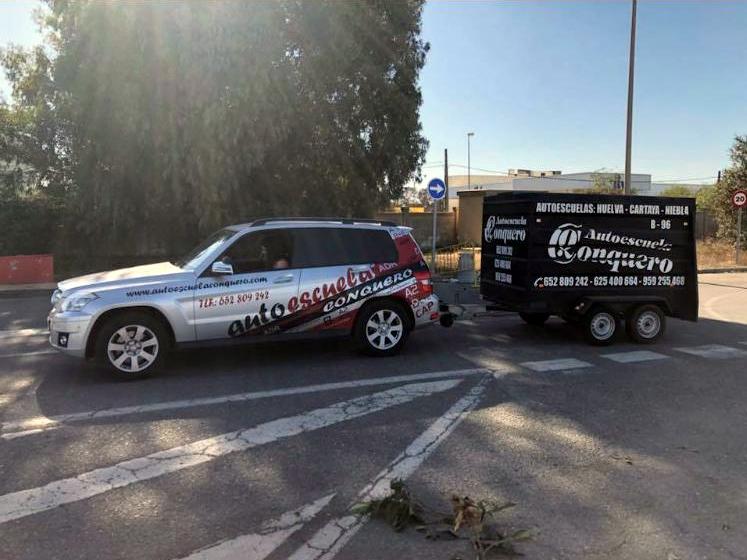 Vehiculo carnet B + E