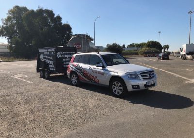 Vehiculo carnet B + E